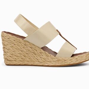 Women’s Tommy Bahama OluKai Cream Wedge Espadrille Sandals Size 8